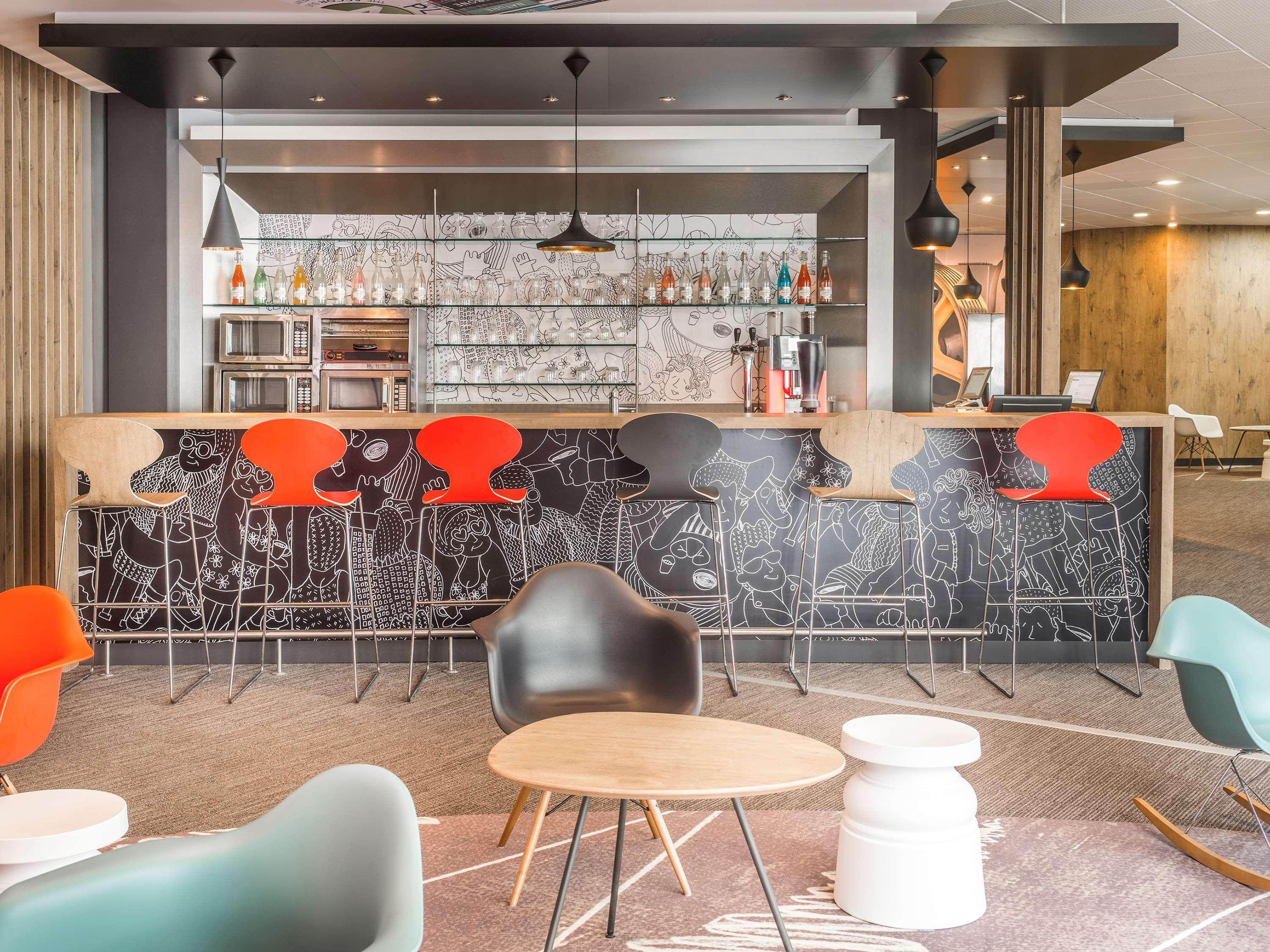 Hotel Ibis Nantes Centre Tour Bretagne Zewnętrze zdjęcie