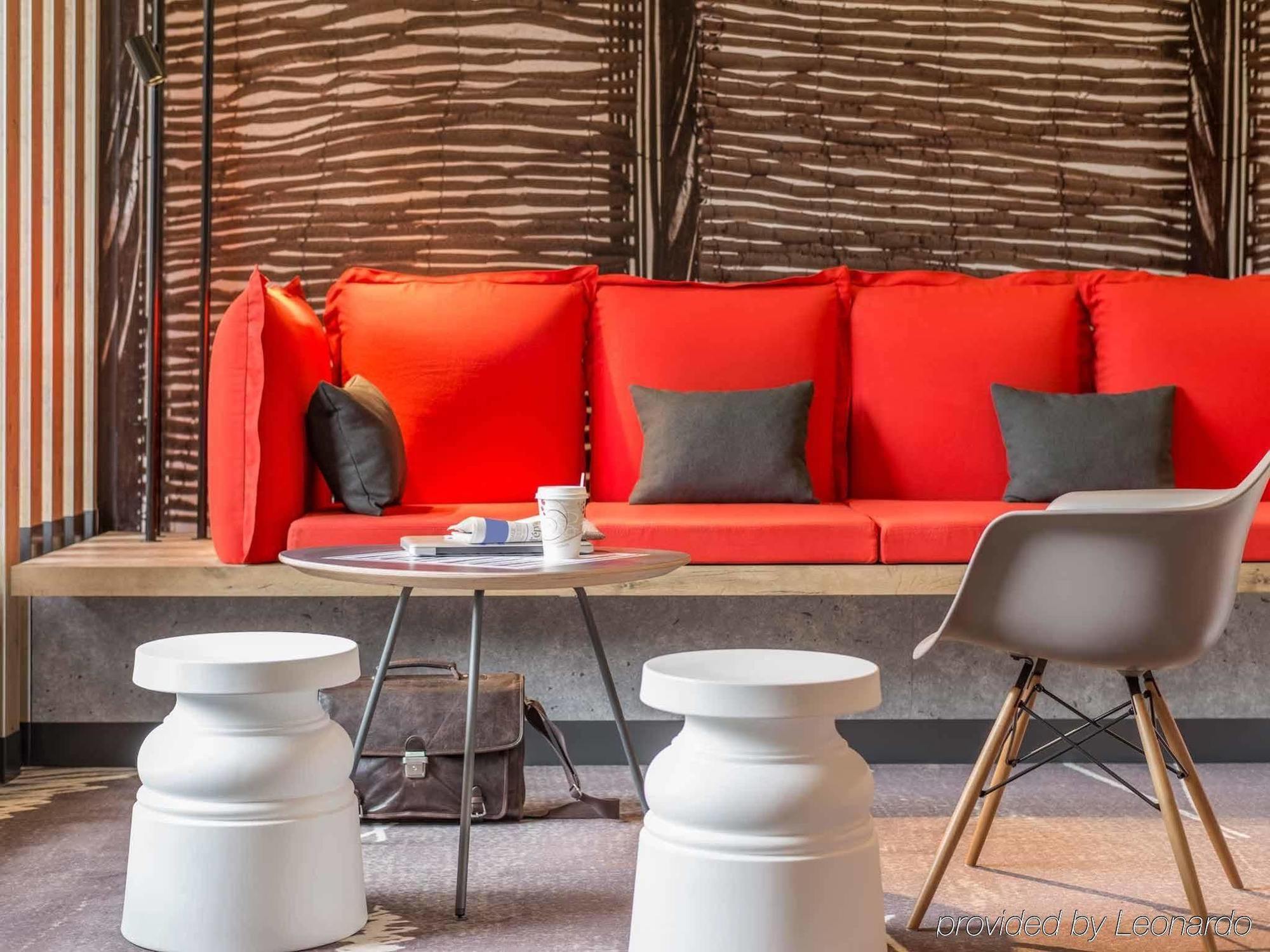 Hotel Ibis Nantes Centre Tour Bretagne Zewnętrze zdjęcie