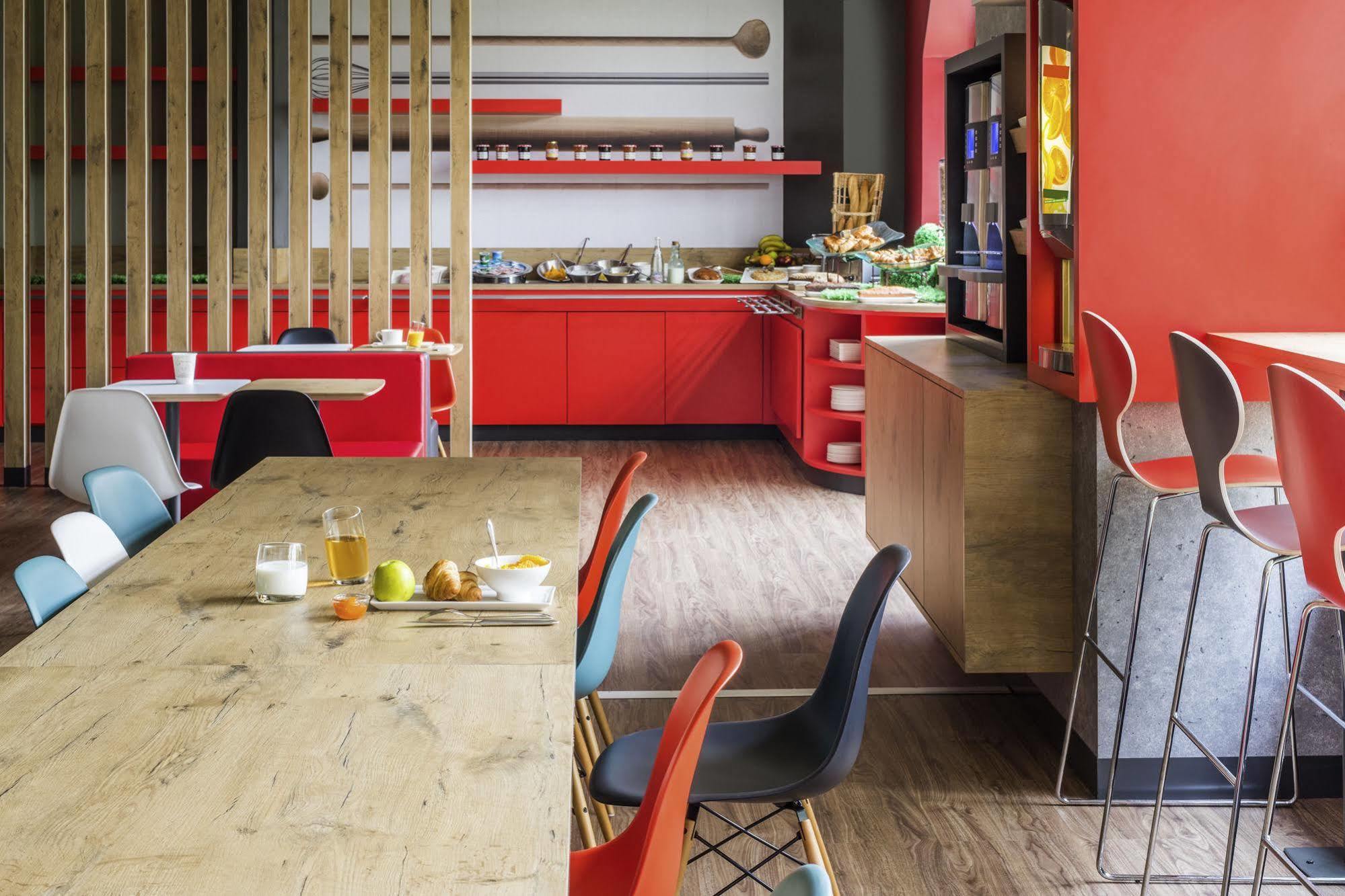 Hotel Ibis Nantes Centre Tour Bretagne Zewnętrze zdjęcie